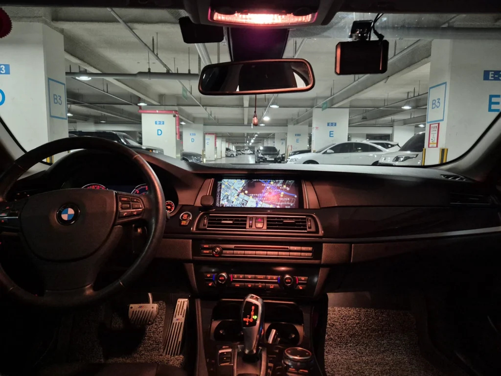 BMW 5 Series (F10) 520d M Aerodynamic