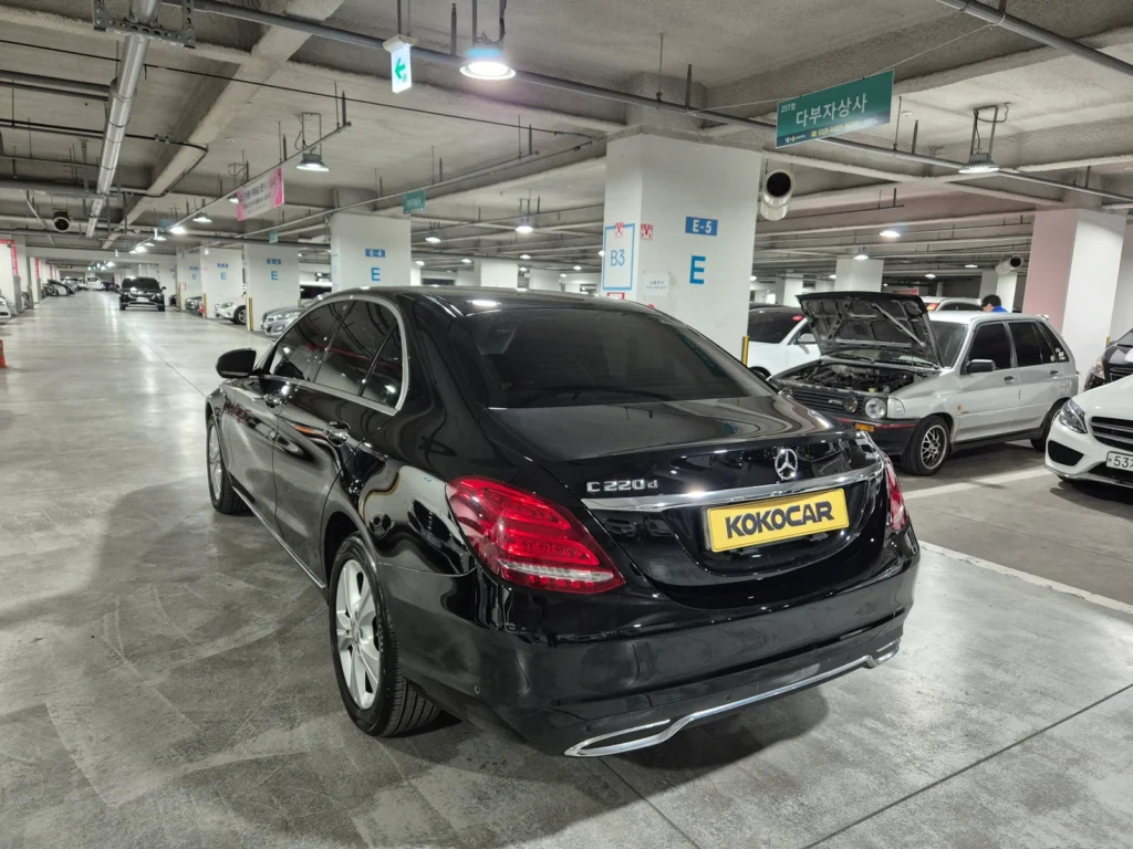 Benz C-Class W205 C220d 4MATIC