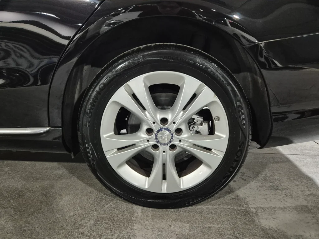 Benz C-Class W205 C220d 4MATIC