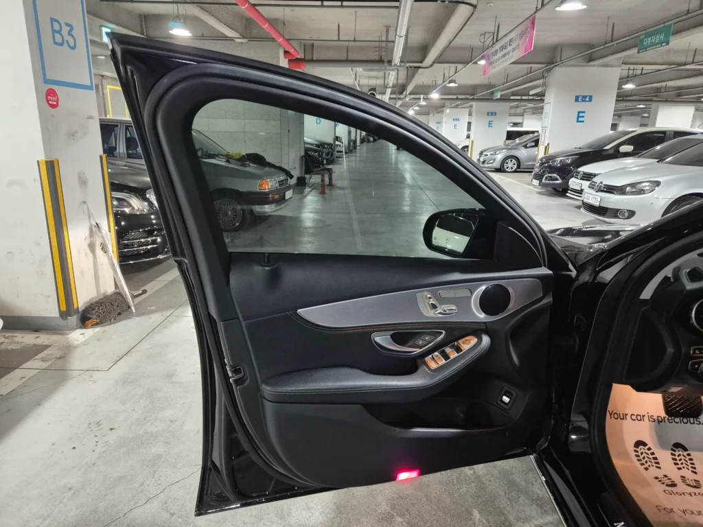 Benz C-Class W205 C220d 4MATIC