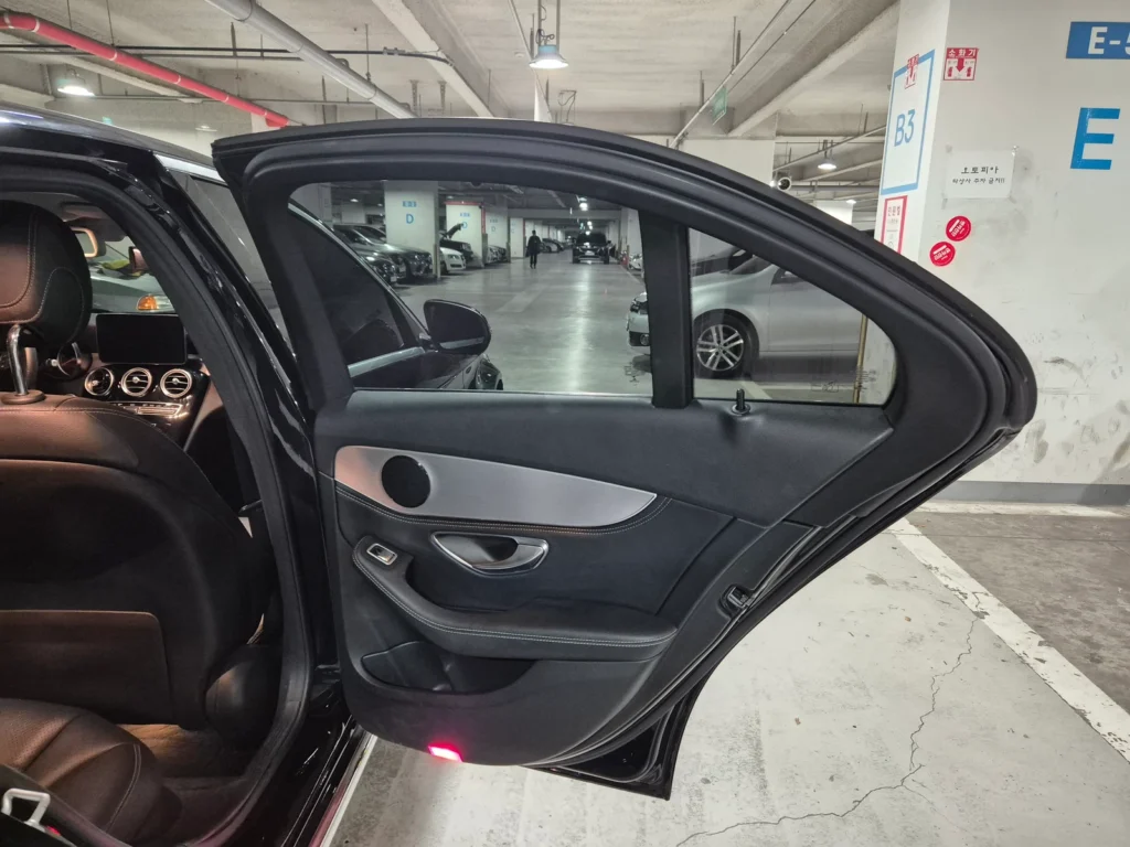 Benz C-Class W205 C220d 4MATIC