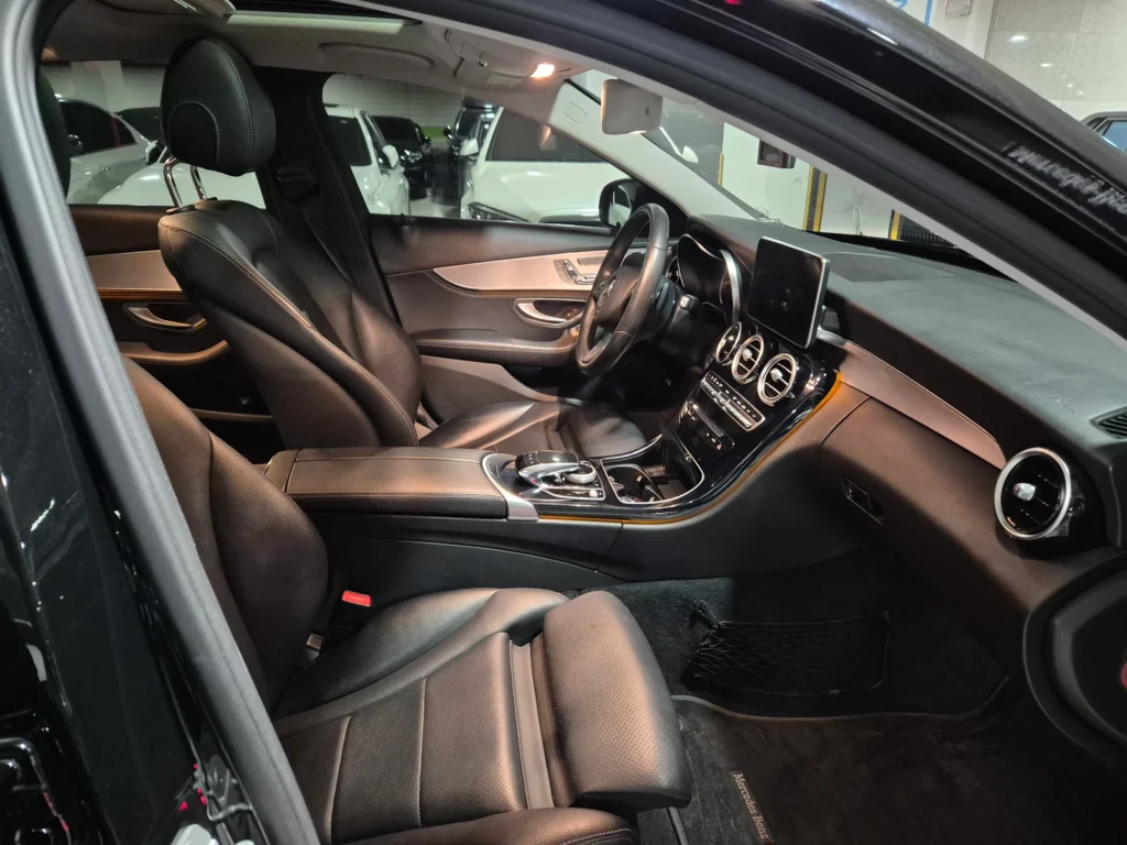 Benz C-Class W205 C220d 4MATIC