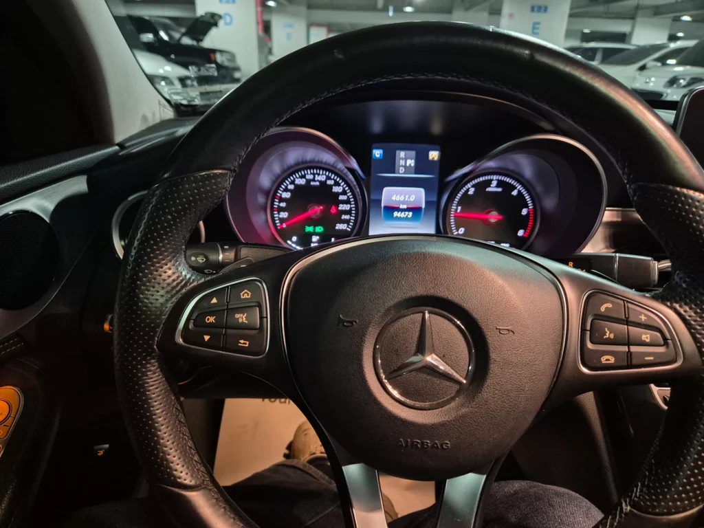 Benz C-Class W205 C220d 4MATIC