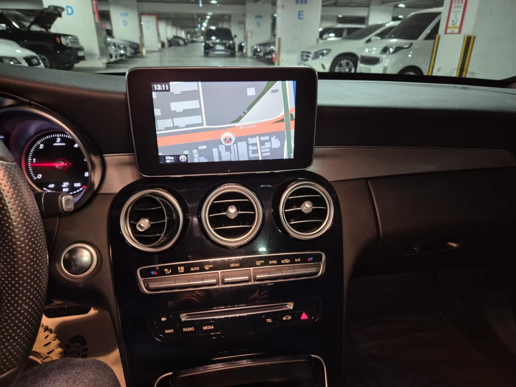 Benz C-Class W205 C220d 4MATIC