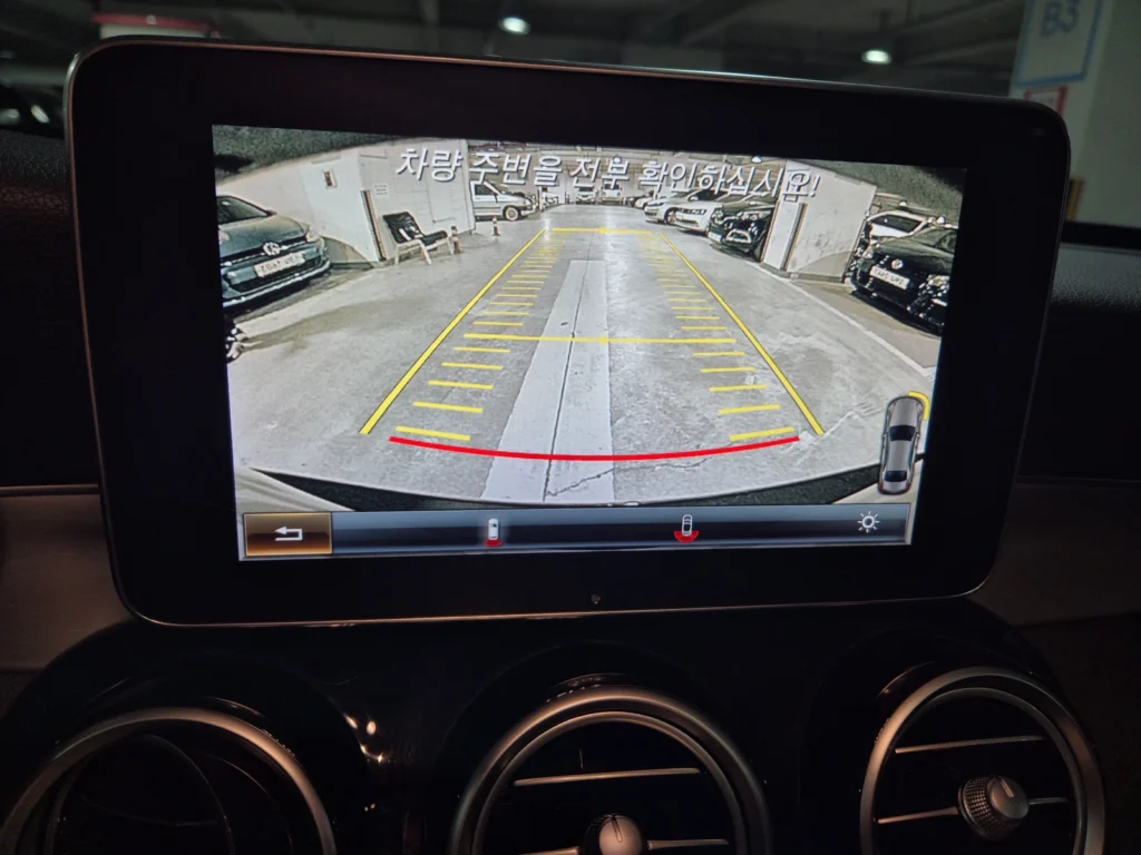 Benz C-Class W205 C220d 4MATIC