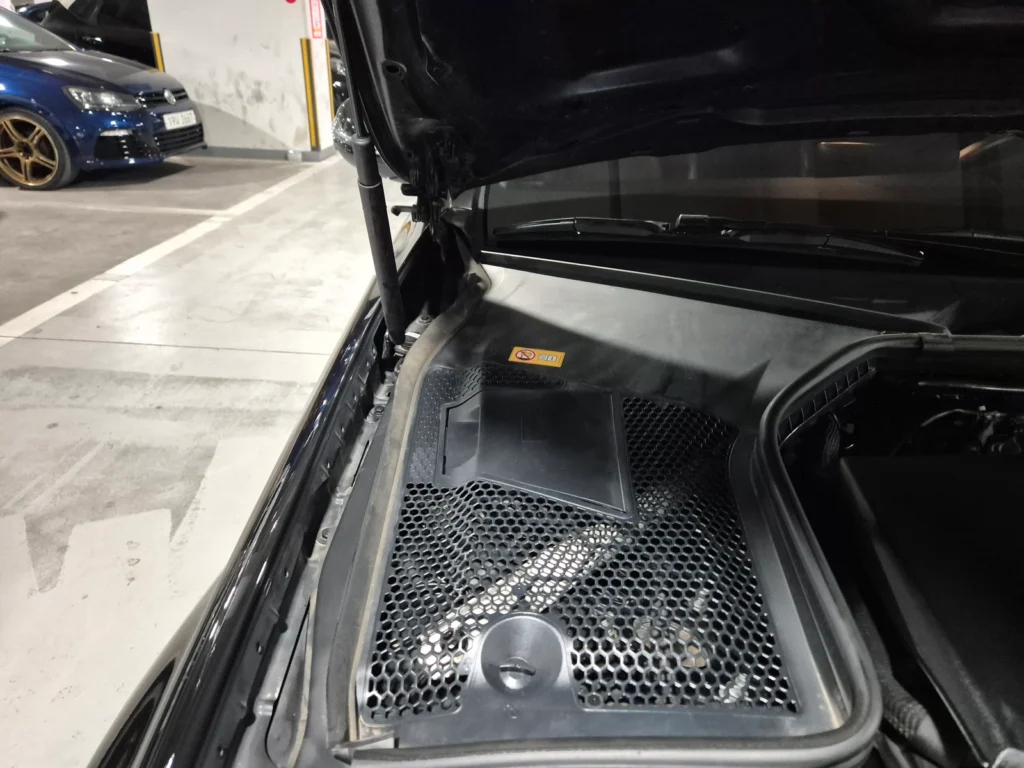 Benz C-Class W205 C220d 4MATIC