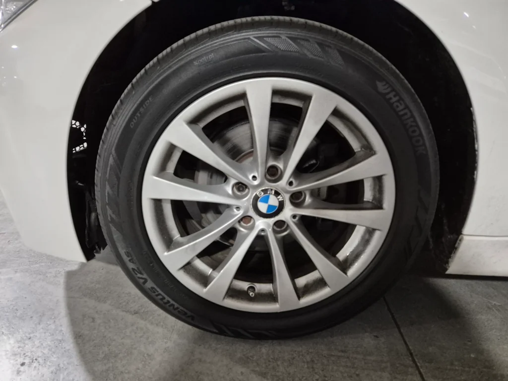 BMW 3 Series (F30) 320d