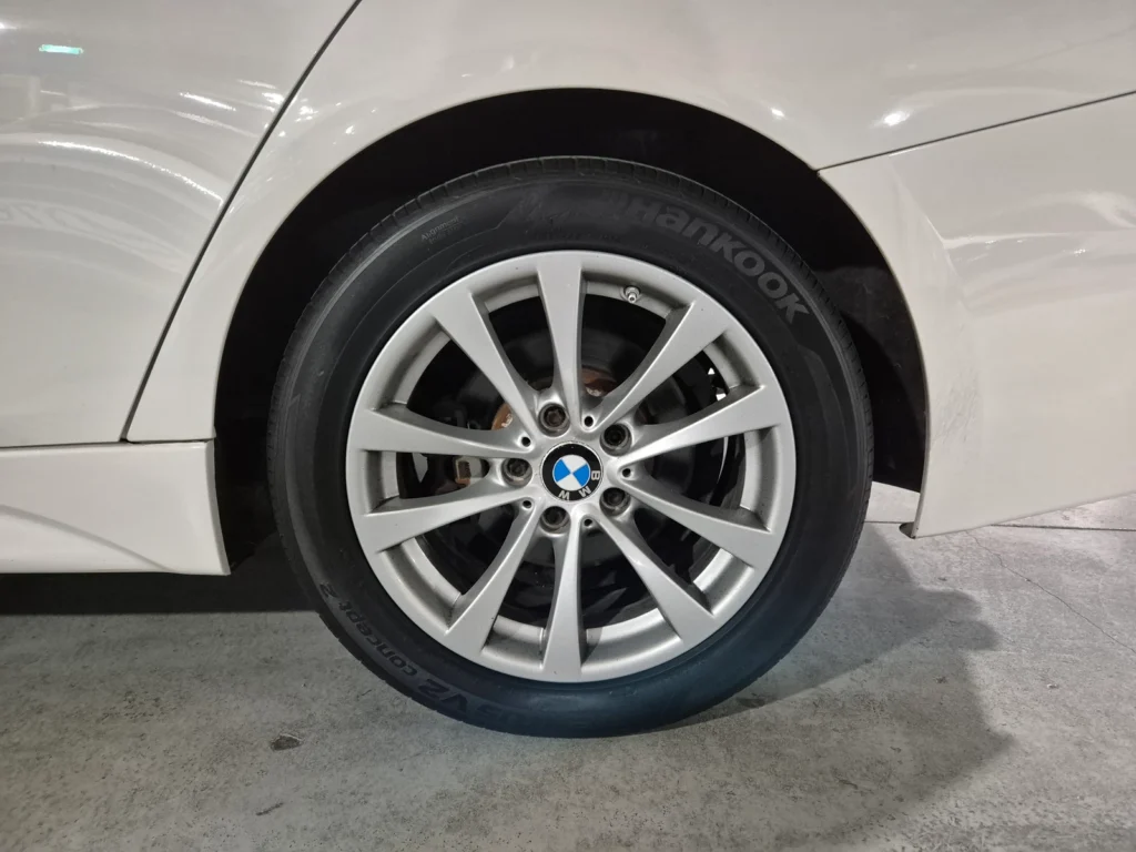 BMW 3 Series (F30) 320d