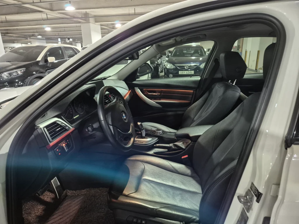 BMW 3 Series (F30) 320d