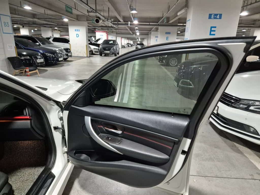 BMW 3 Series (F30) 320d