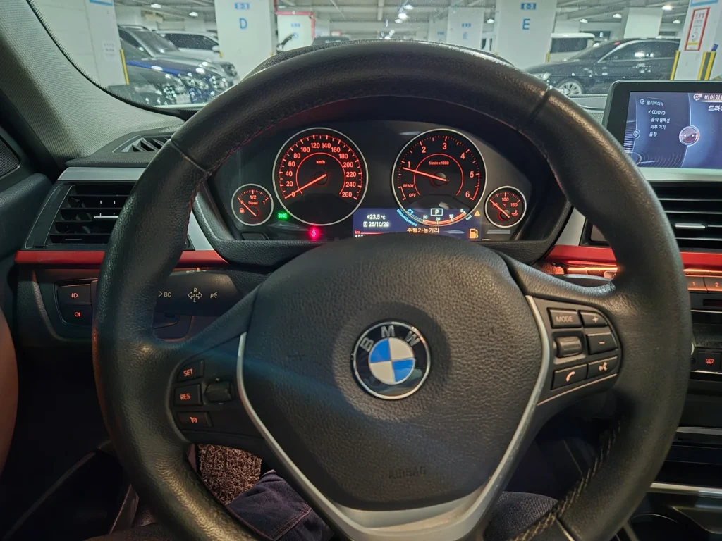 BMW 3 Series (F30) 320d