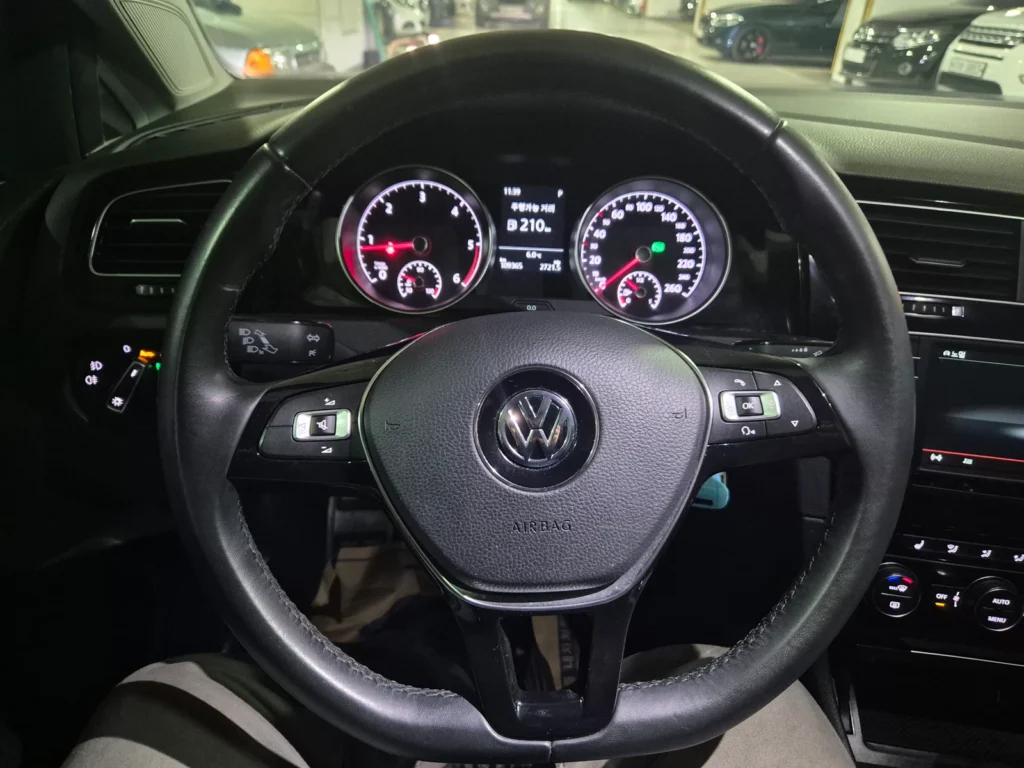 Volkswagen Golf 7th Generation 2.0 TDI
