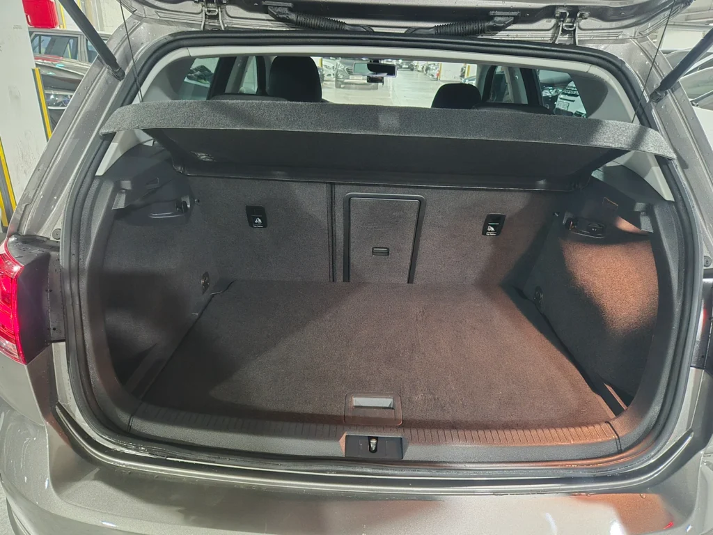 Volkswagen Golf 7th Generation 2.0 TDI