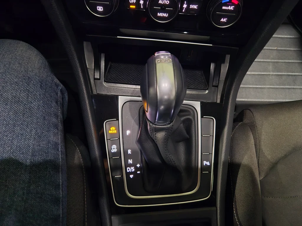 Volkswagen Golf 7th generation 2.0 TDI