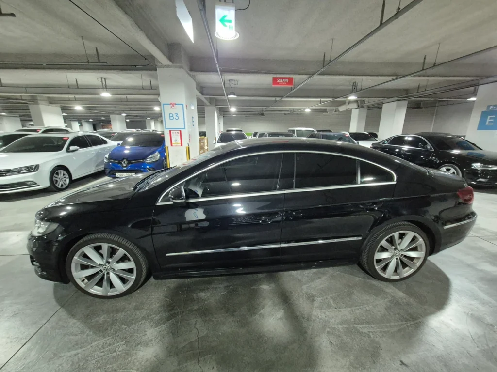 Volkswagen New CC 2.0 TDI BlueMotion R-Line