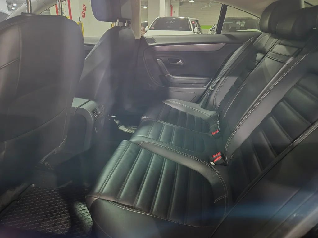 Volkswagen New CC 2.0 TDI BlueMotion R-Line