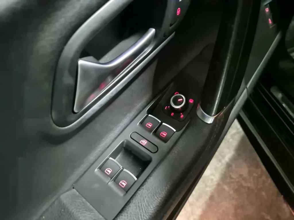 Volkswagen New CC 2.0 TDI BlueMotion R-Line