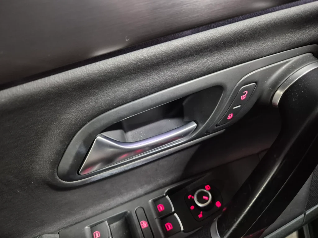 Volkswagen New CC 2.0 TDI BlueMotion R-Line