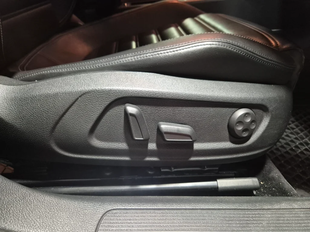 Volkswagen New CC 2.0 TDI BlueMotion R-Line