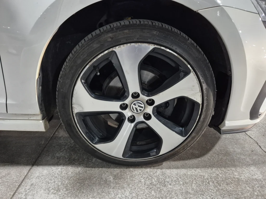 Volkswagen Golf 7th generation 1.6 TDI