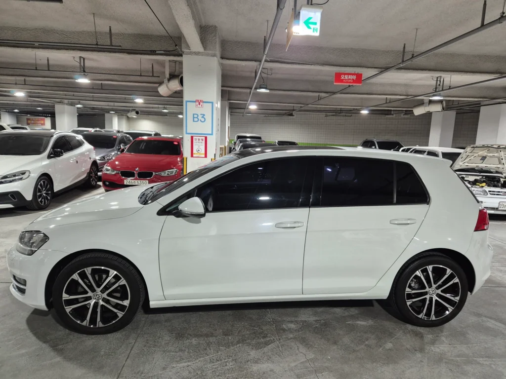 Volkswagen Golf 7th Generation 2.0 TDI Premium