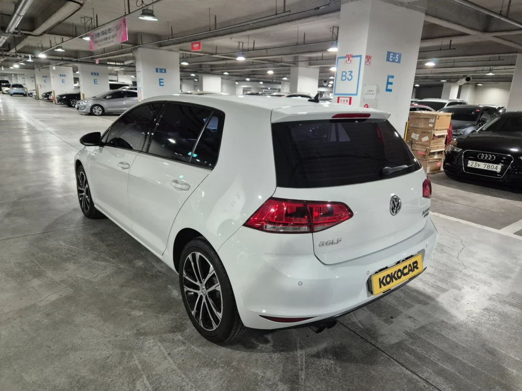 Volkswagen Golf 7th Generation 2.0 TDI Premium