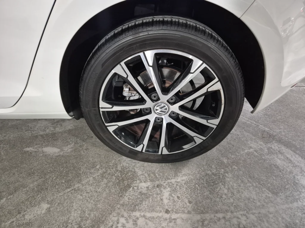 Volkswagen Golf 7th Generation 2.0 TDI Premium