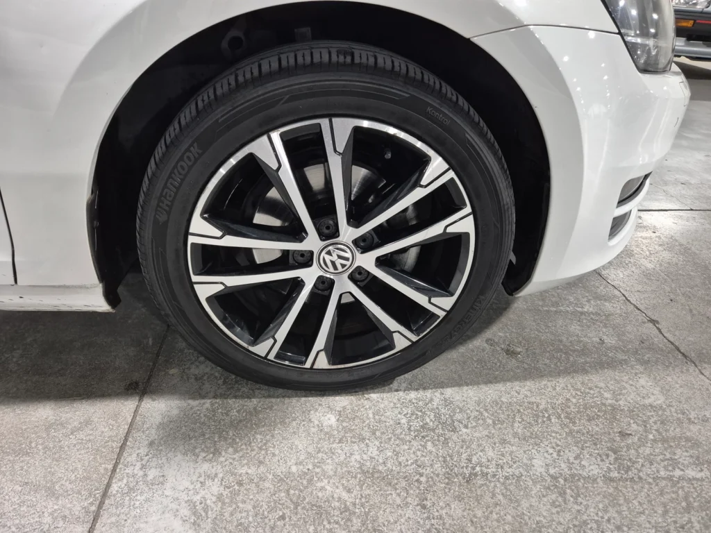 Volkswagen Golf 7th Generation 2.0 TDI Premium