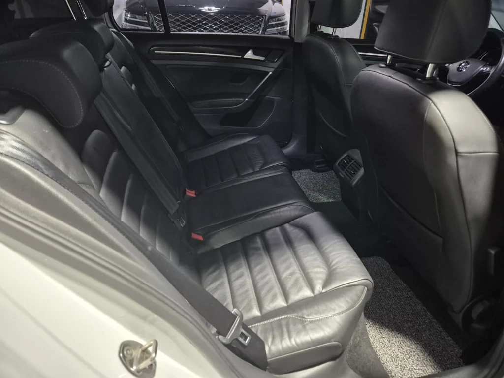 Volkswagen Golf 7th Generation 2.0 TDI Premium