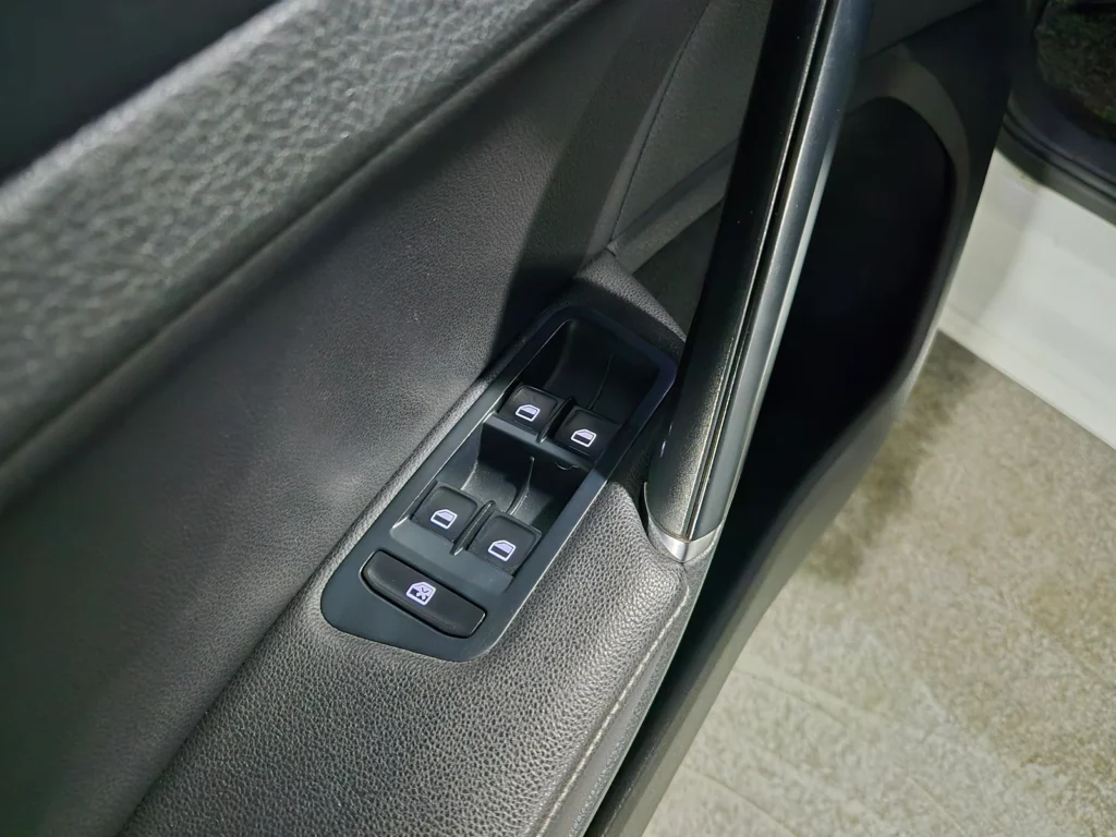 Volkswagen Golf 7th Generation 2.0 TDI Premium