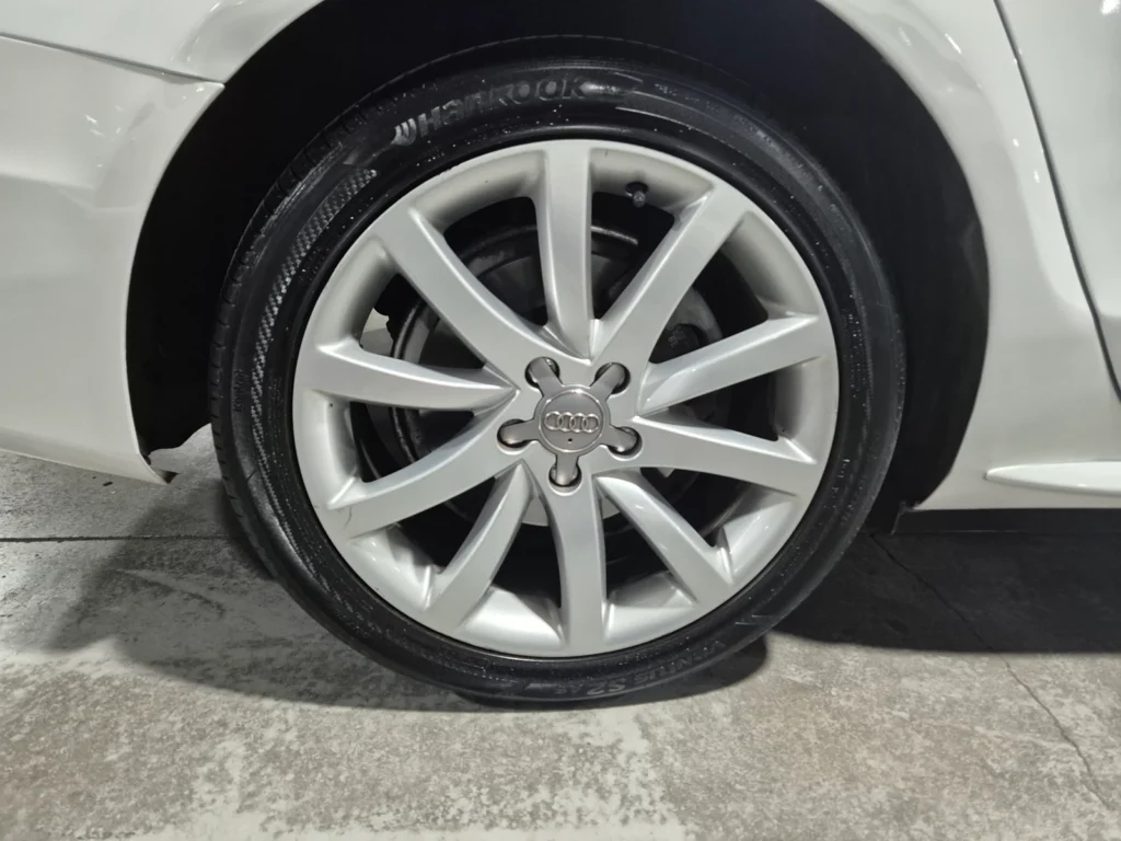 Audi New A4 40 TFSI Quattro Dynamic