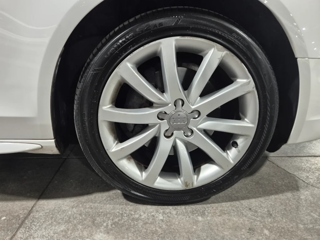 Audi New A4 40 TFSI Quattro Dynamic