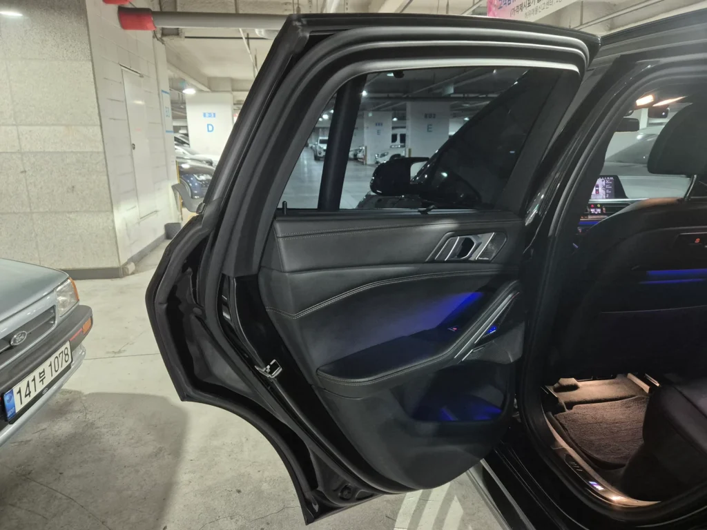 BMW X6 (G06) M50i 25th Anniversary Edition