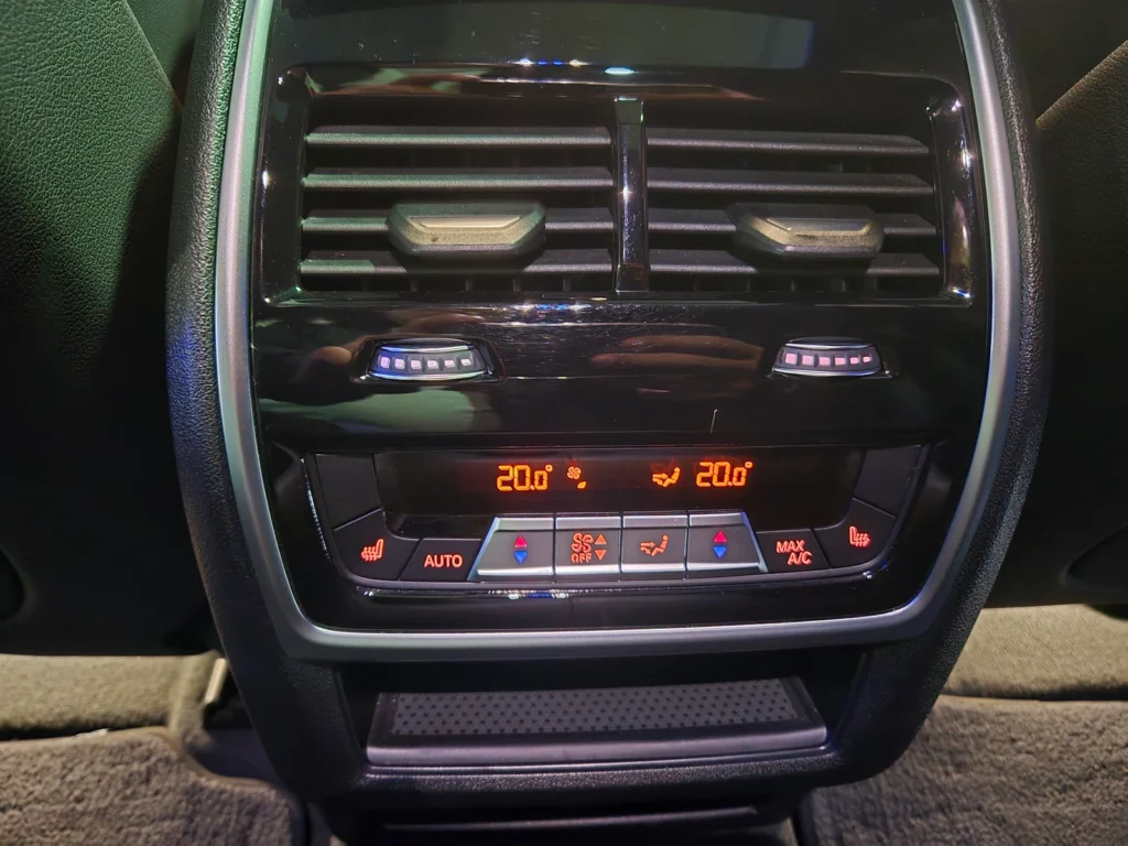 BMW X6 (G06) M50i 25th Anniversary Edition