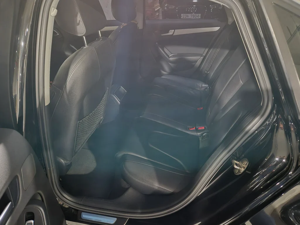 Audi New A4 30 TDI Dynamic