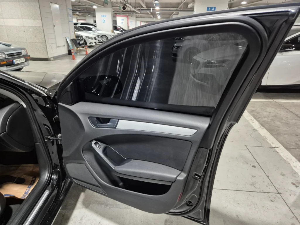 Audi New A4 30 TDI Dynamic