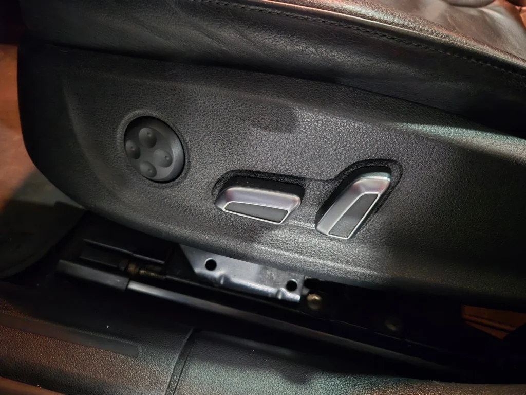 Audi New A4 30 TDI Dynamic