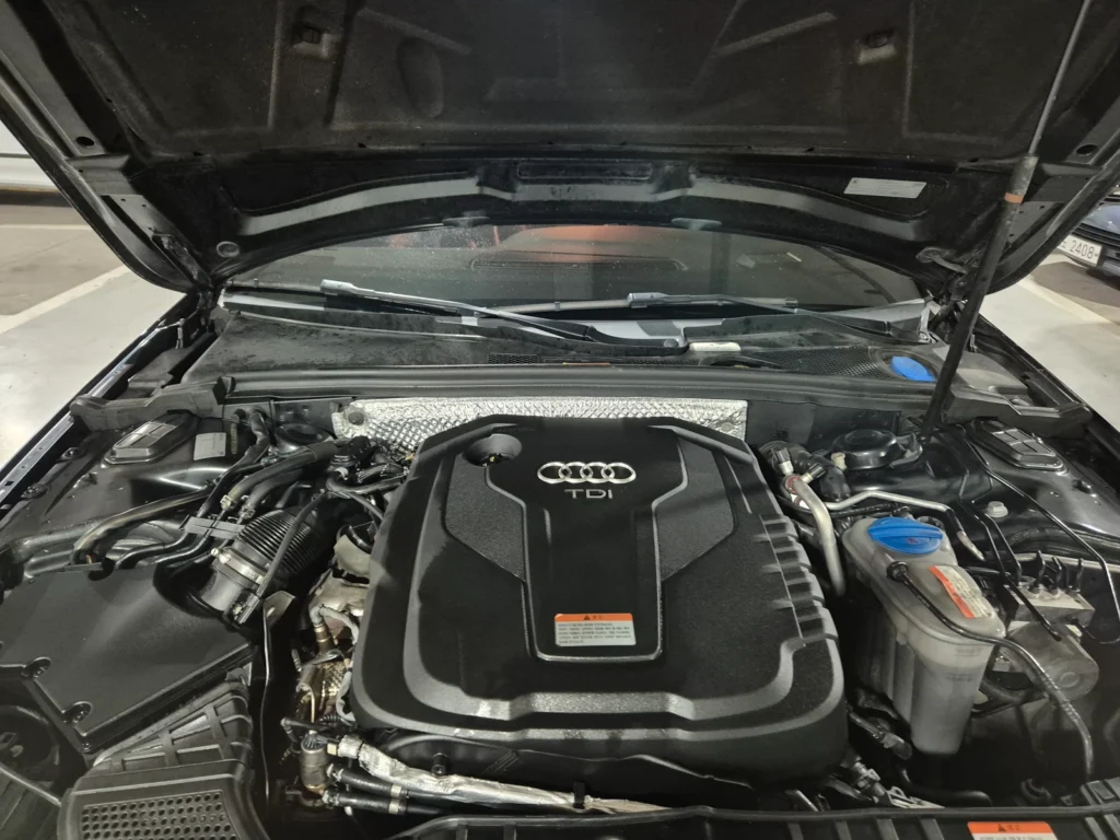 Audi New A4 30 TDI Dynamic