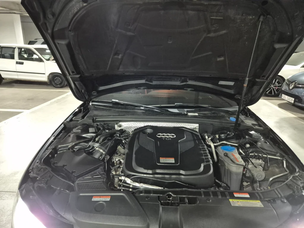 Audi New A4 30 TDI Dynamic