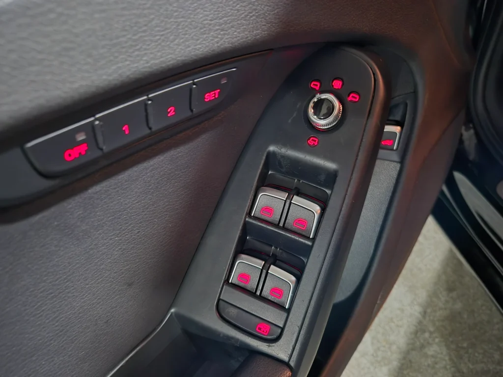 Audi New A4 30 TDI Dynamic