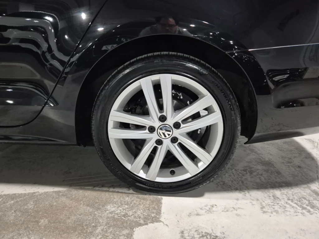 Volkswagen New Jetta 2.0 TDI BlueMotion Premium