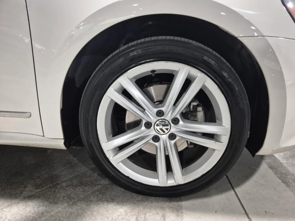 Volkswagen The New Passat 2.0 TDI