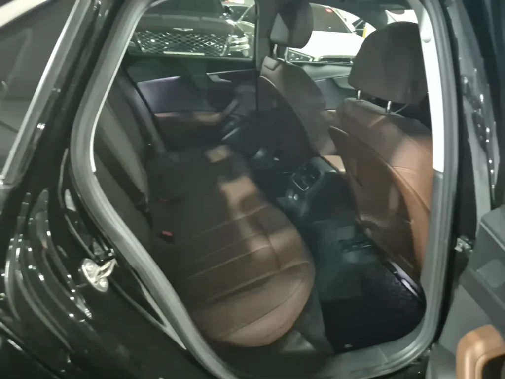 Audi A4 (B9) 35 TDI Premium