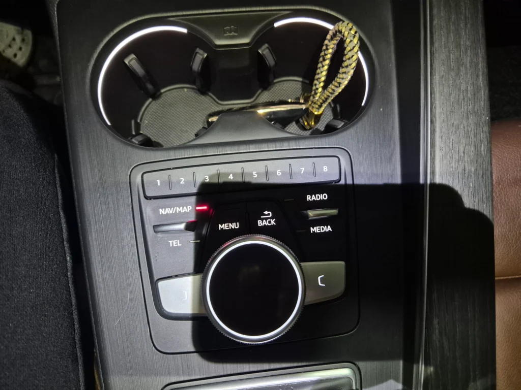 Audi A4 (B9) 35 TDI Premium