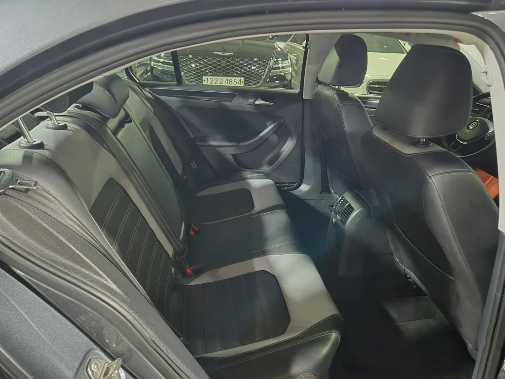 Volkswagen New Jetta 2.0 TDI BlueMotion