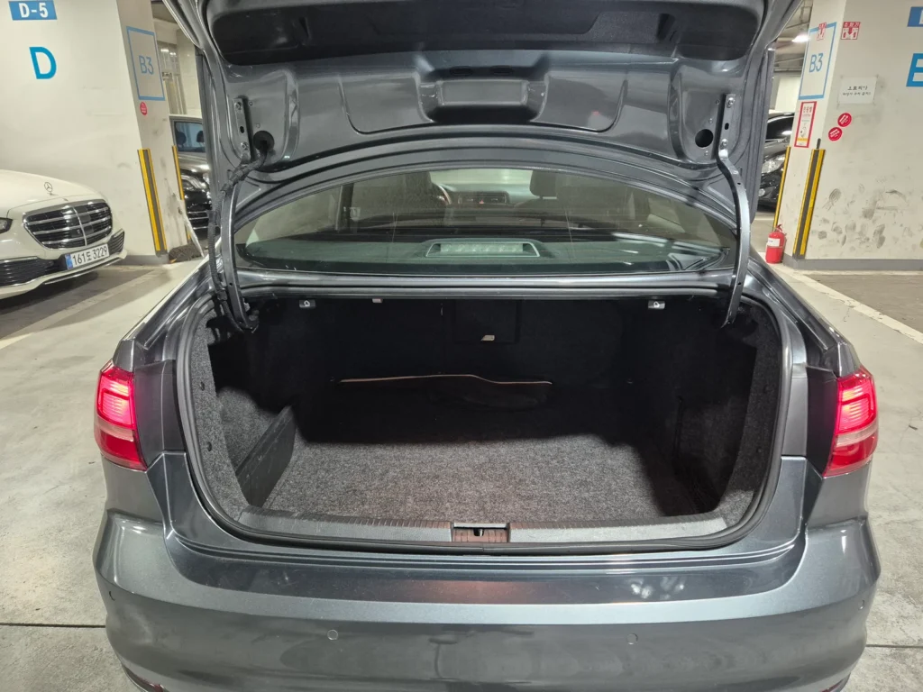 Volkswagen New Jetta 2.0 TDI BlueMotion