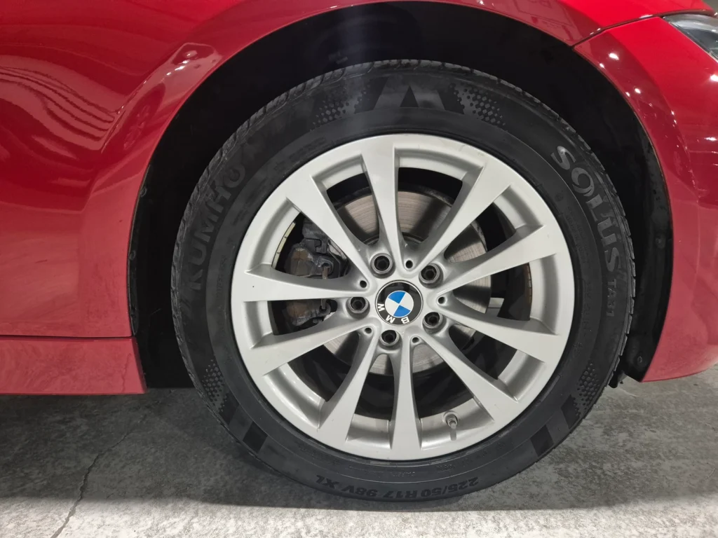 BMW 3 Series (F30) 320d