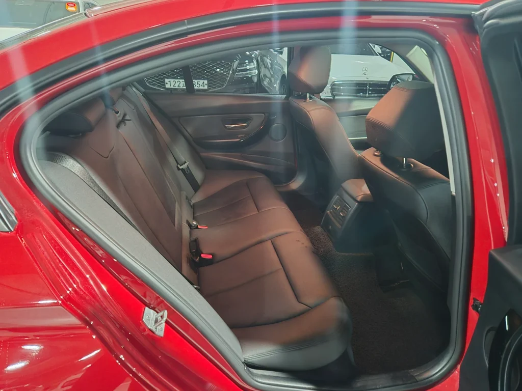 BMW 3 Series (F30) 320d