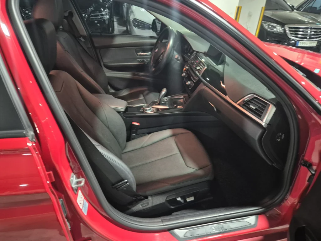 BMW 3 Series (F30) 320d