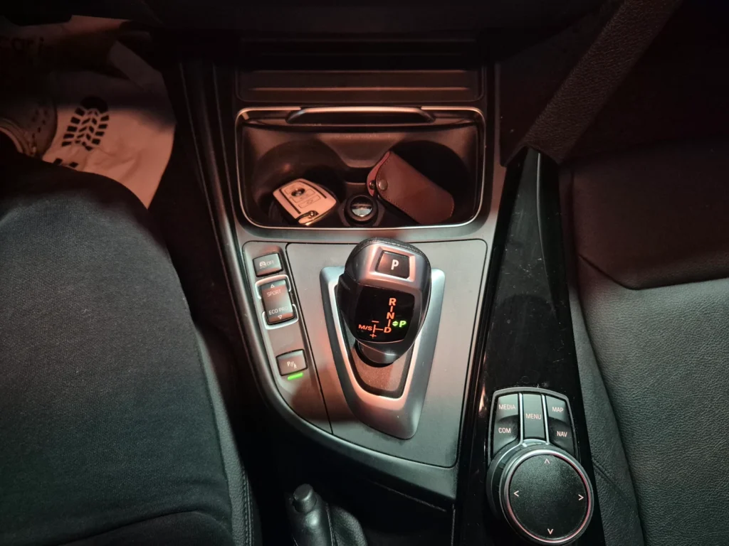 BMW 3 Series (F30) 320d